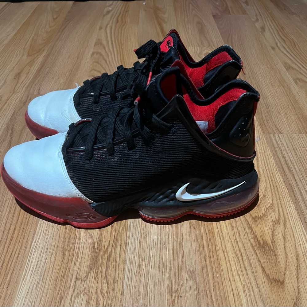 NIKE LEBRON XIX 19  low Men’s Basketball Sneakers